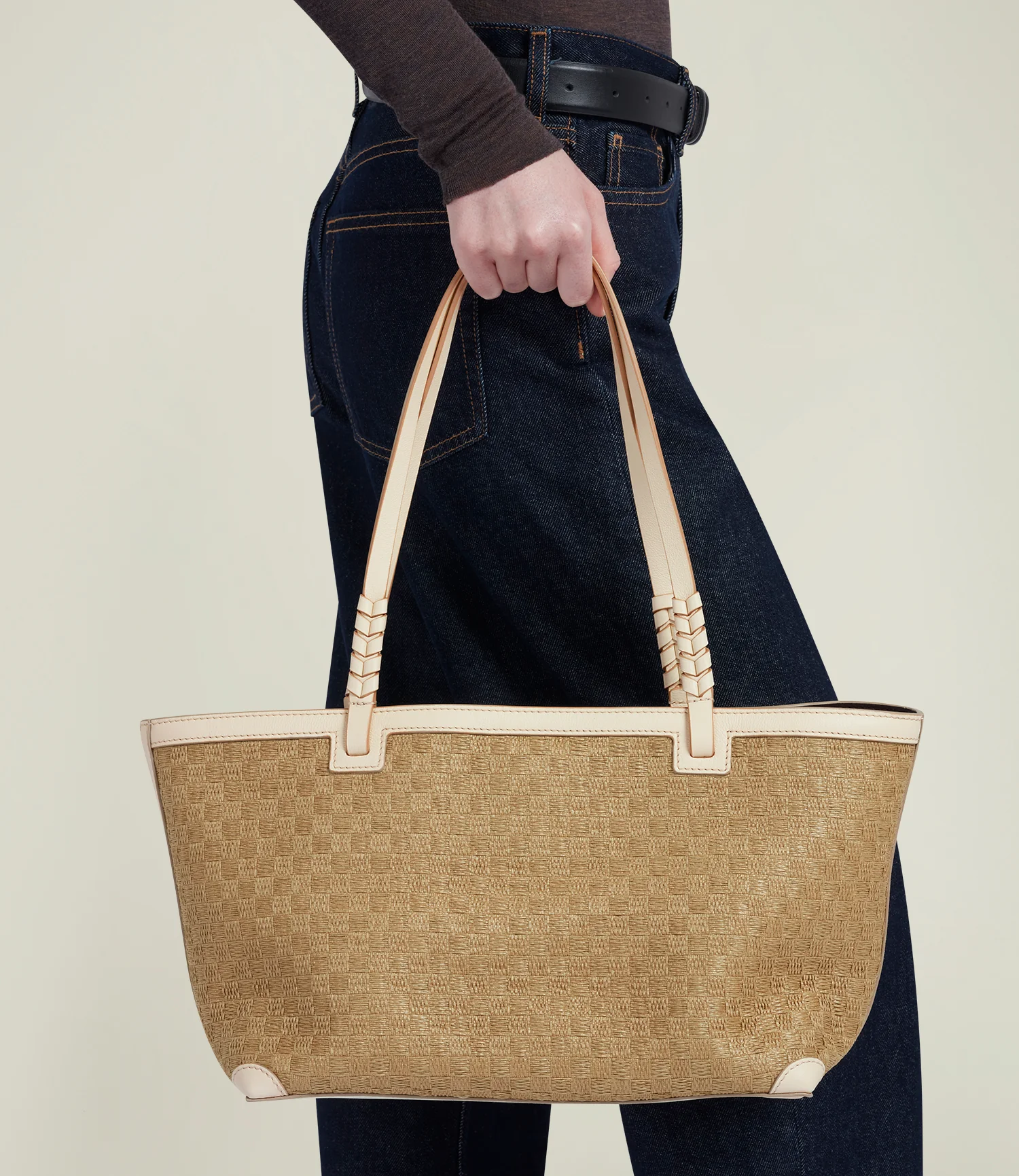 Cala 32 Woven Sahara With Smooth Calfskin White Sand - Image 6