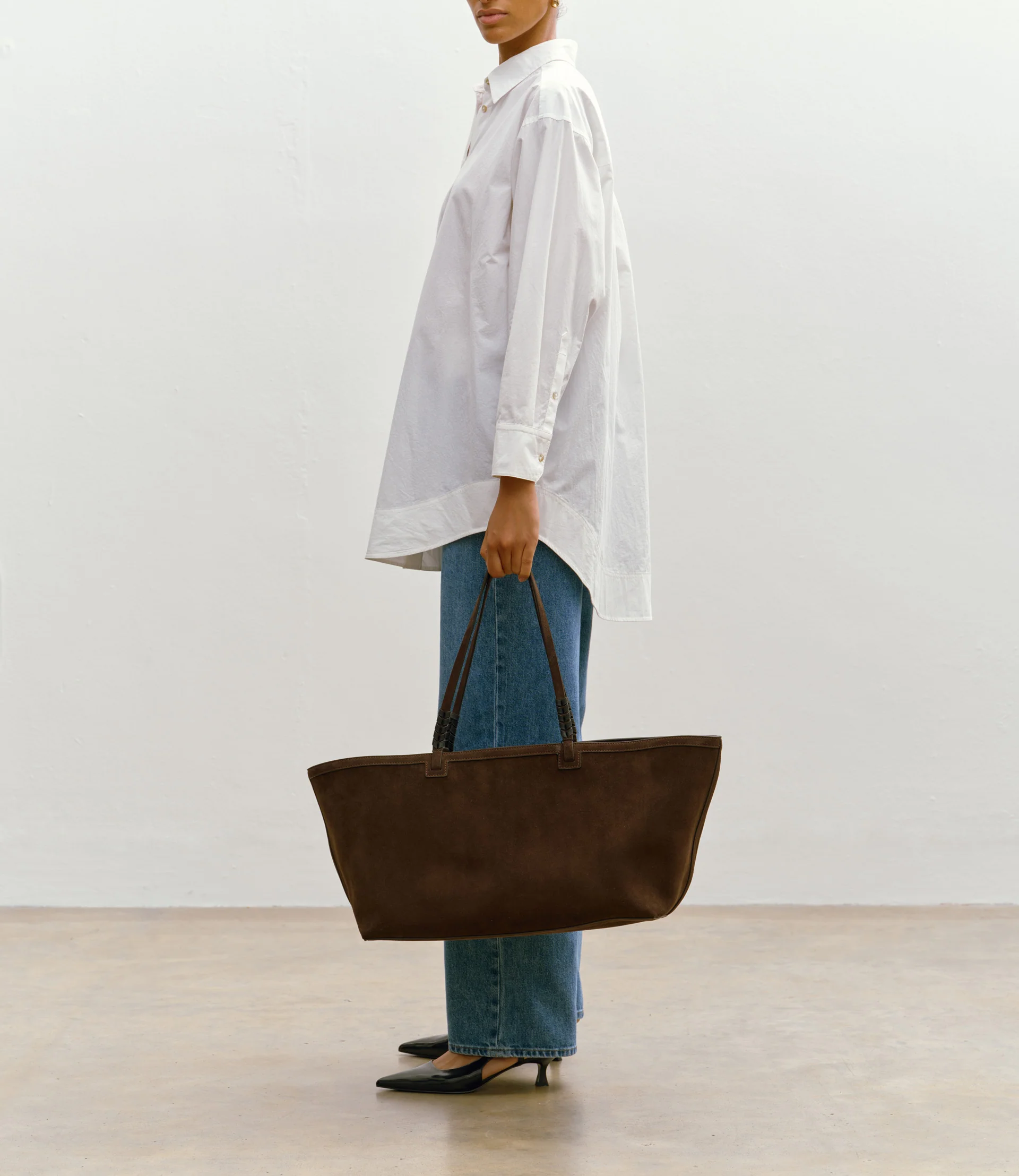Cala 42 Suede Chocolate - Image 5