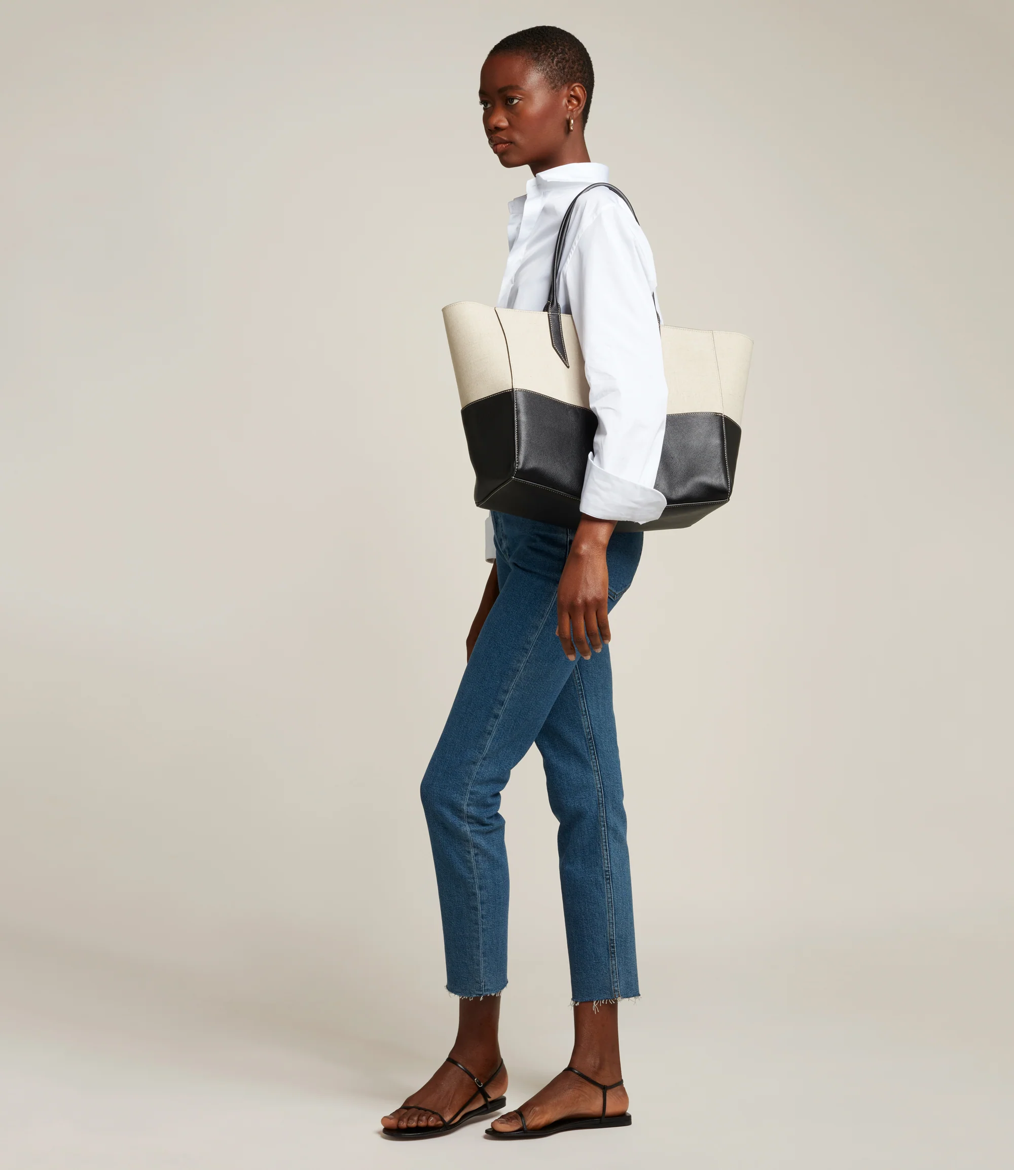 Incognito 36 Cabas Linen and Smooth Calfskin Black - Image 3