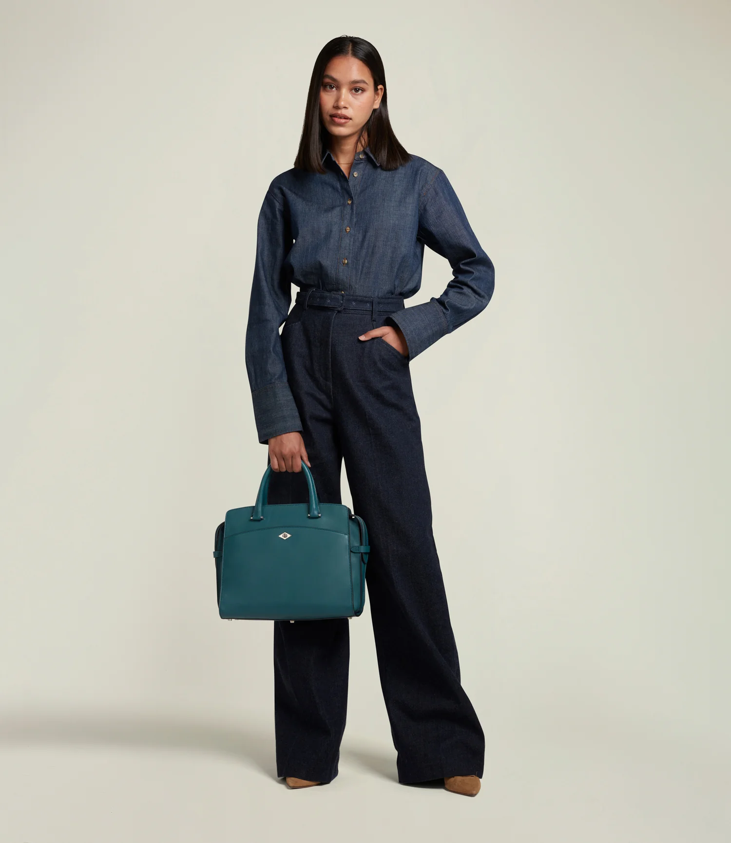 Private Eye Slim Smooth Calfskin Lost At Sea - Image 4